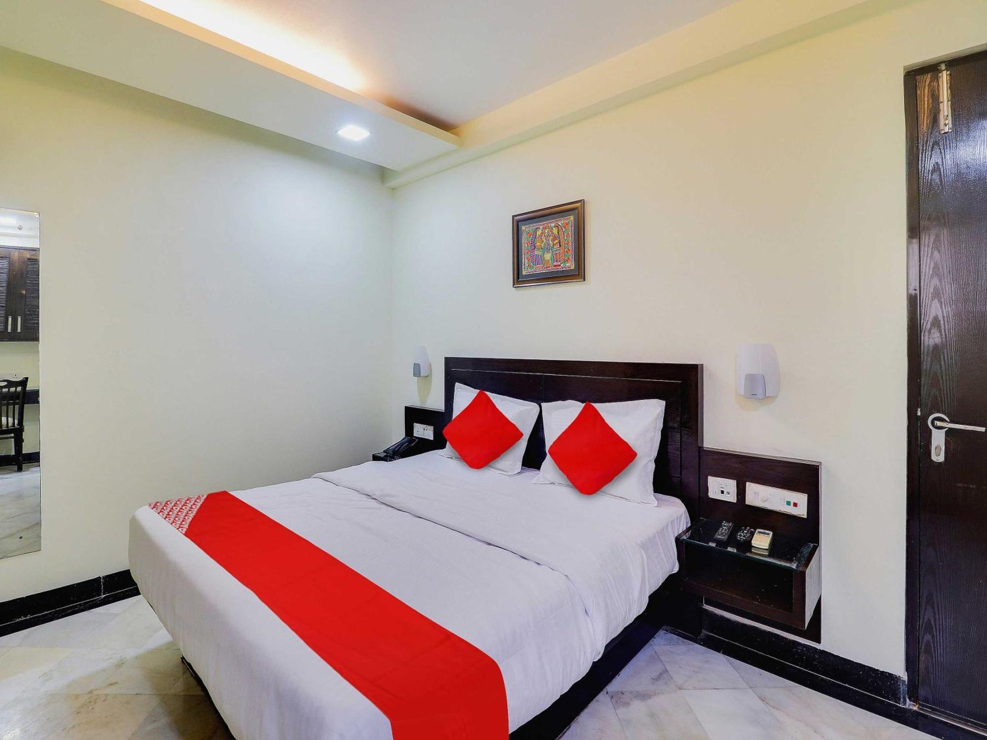 Oyo Flagship Hotel Rudra Palace Agra  Eksteriør bilde