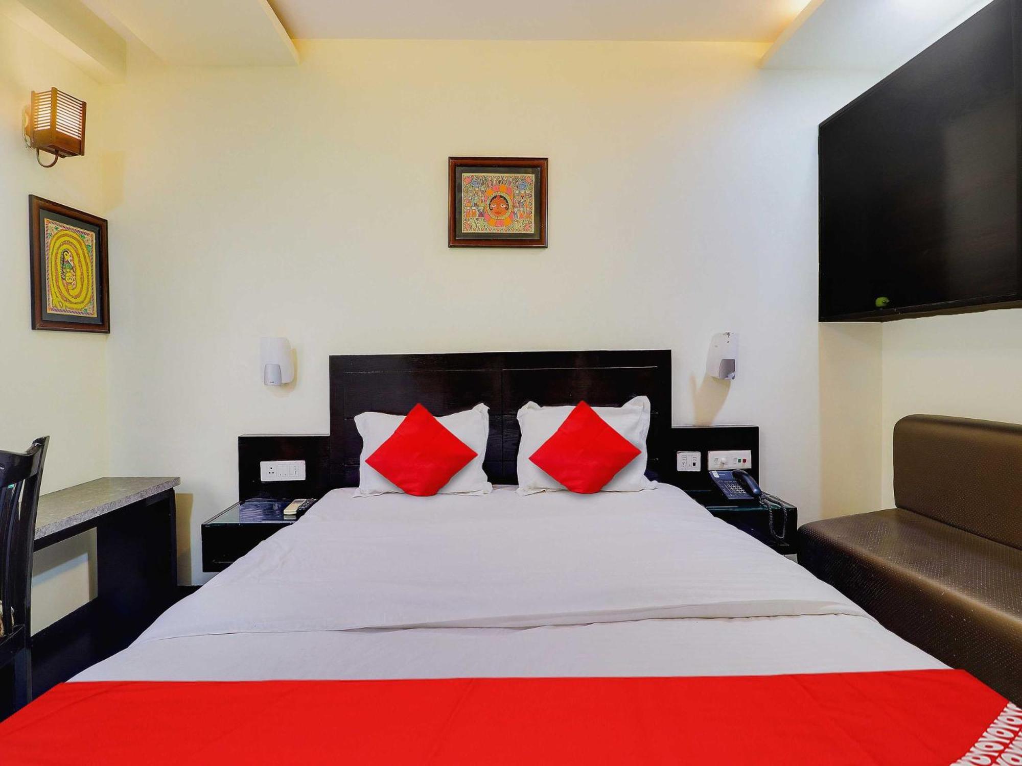 Oyo Flagship Hotel Rudra Palace Agra  Eksteriør bilde