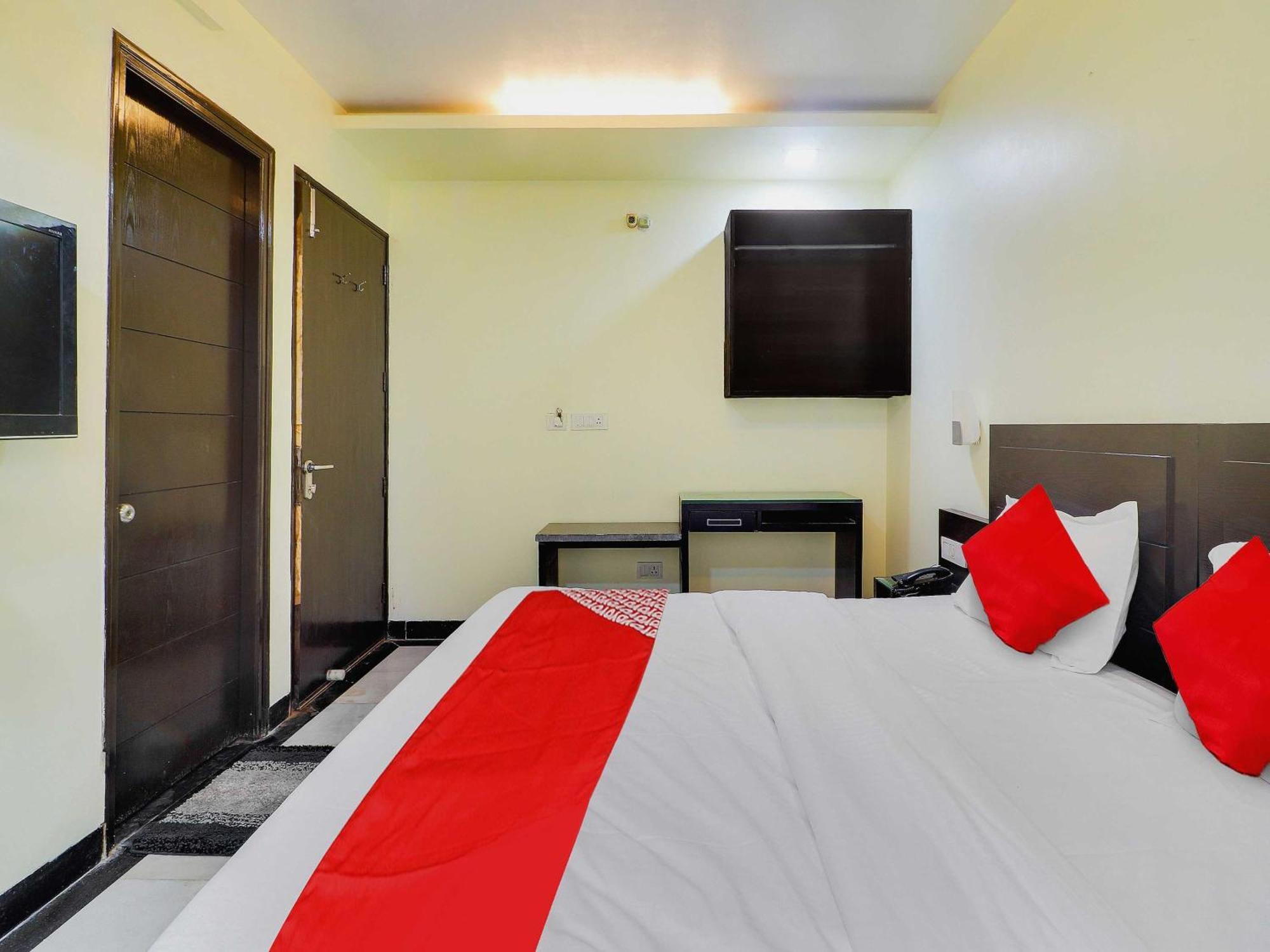 Oyo Flagship Hotel Rudra Palace Agra  Eksteriør bilde