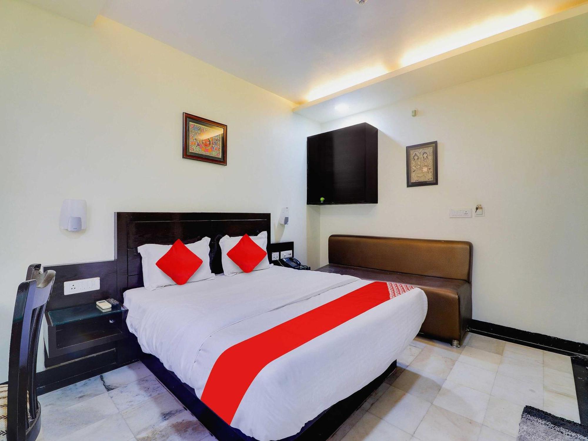 Oyo Flagship Hotel Rudra Palace Agra  Eksteriør bilde