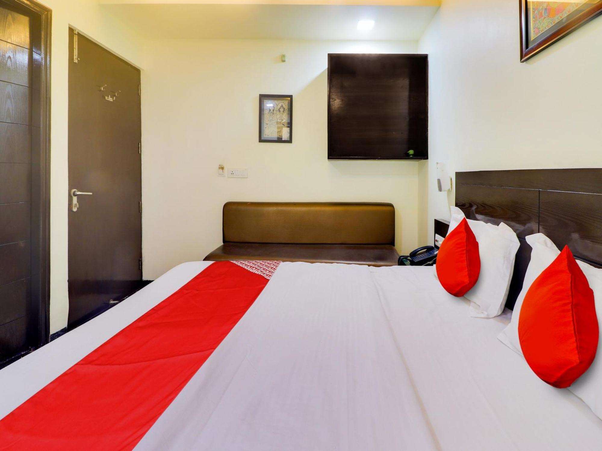 Oyo Flagship Hotel Rudra Palace Agra  Eksteriør bilde