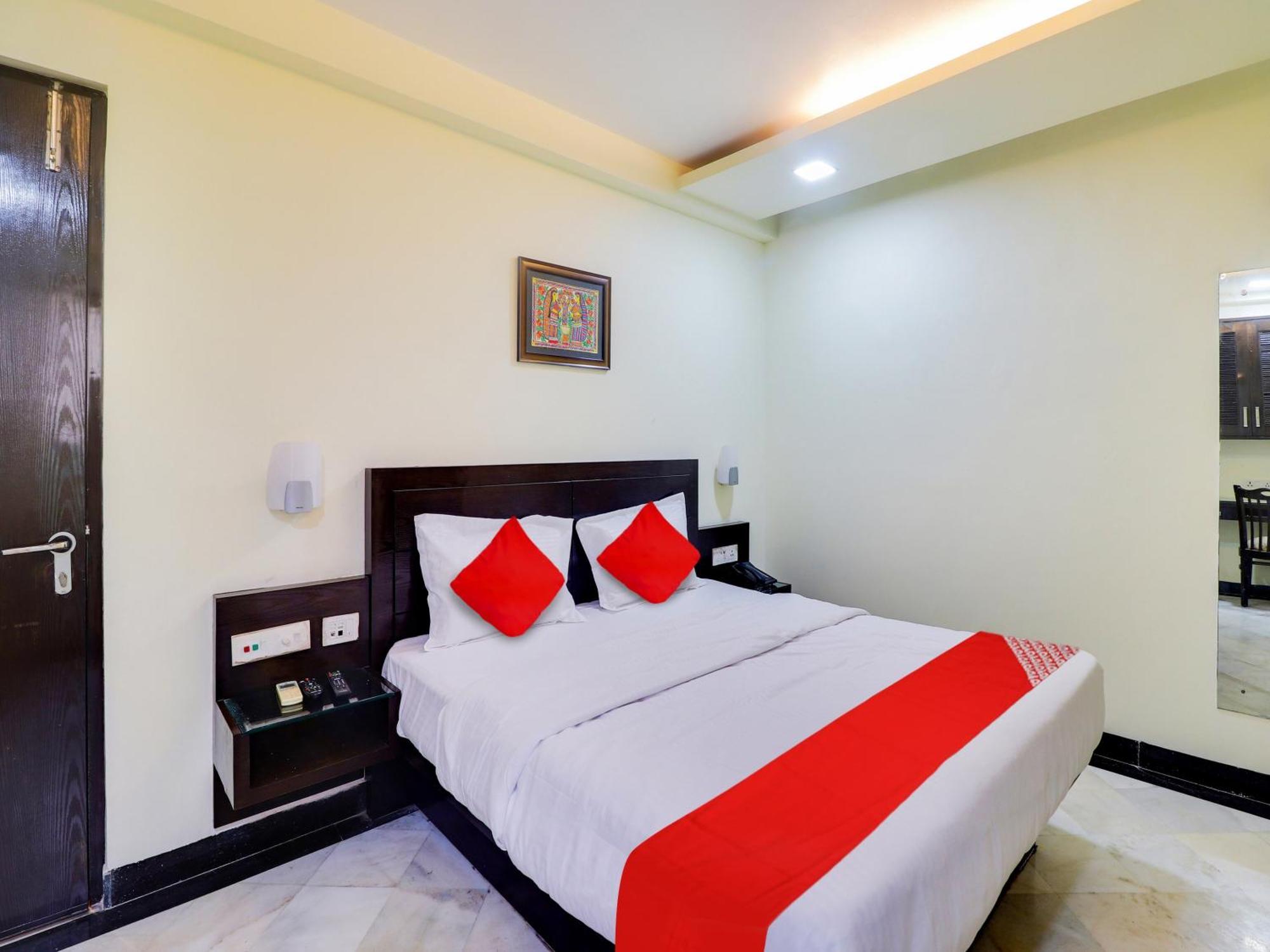 Oyo Flagship Hotel Rudra Palace Agra  Eksteriør bilde