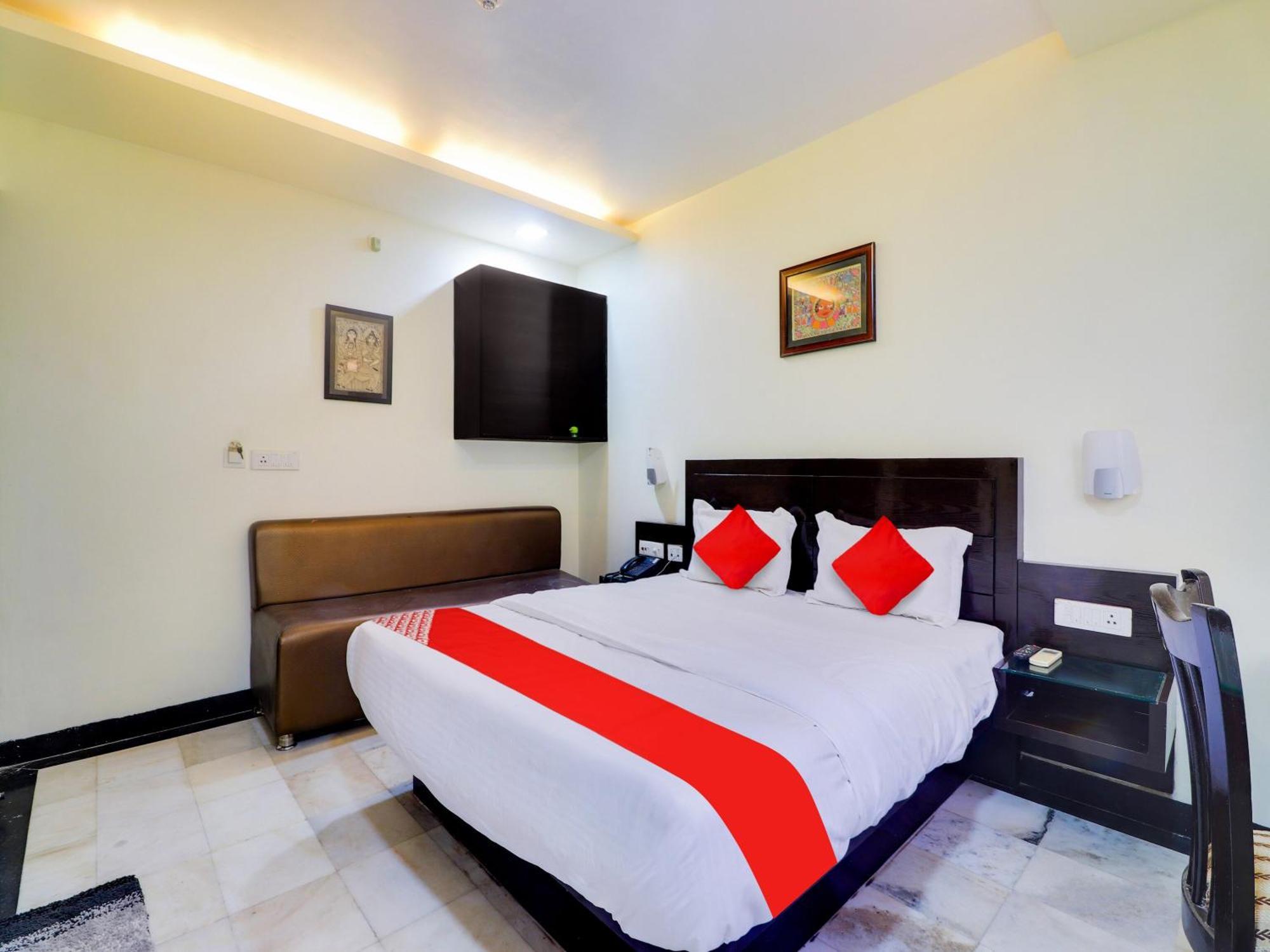 Oyo Flagship Hotel Rudra Palace Agra  Eksteriør bilde